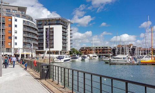 Glasgow - Southampton flight ticket